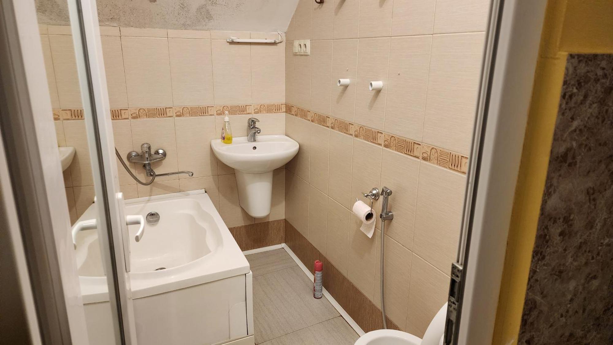 Gallary Hostel Tbilisi ภายนอก รูปภาพ