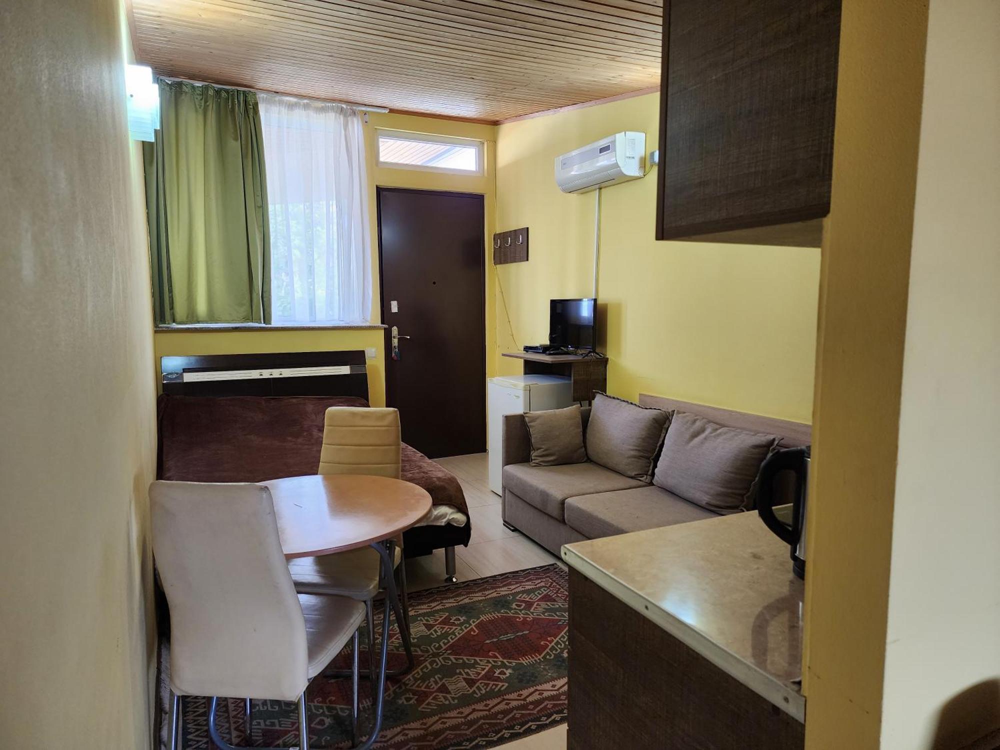 Gallary Hostel Tbilisi ภายนอก รูปภาพ