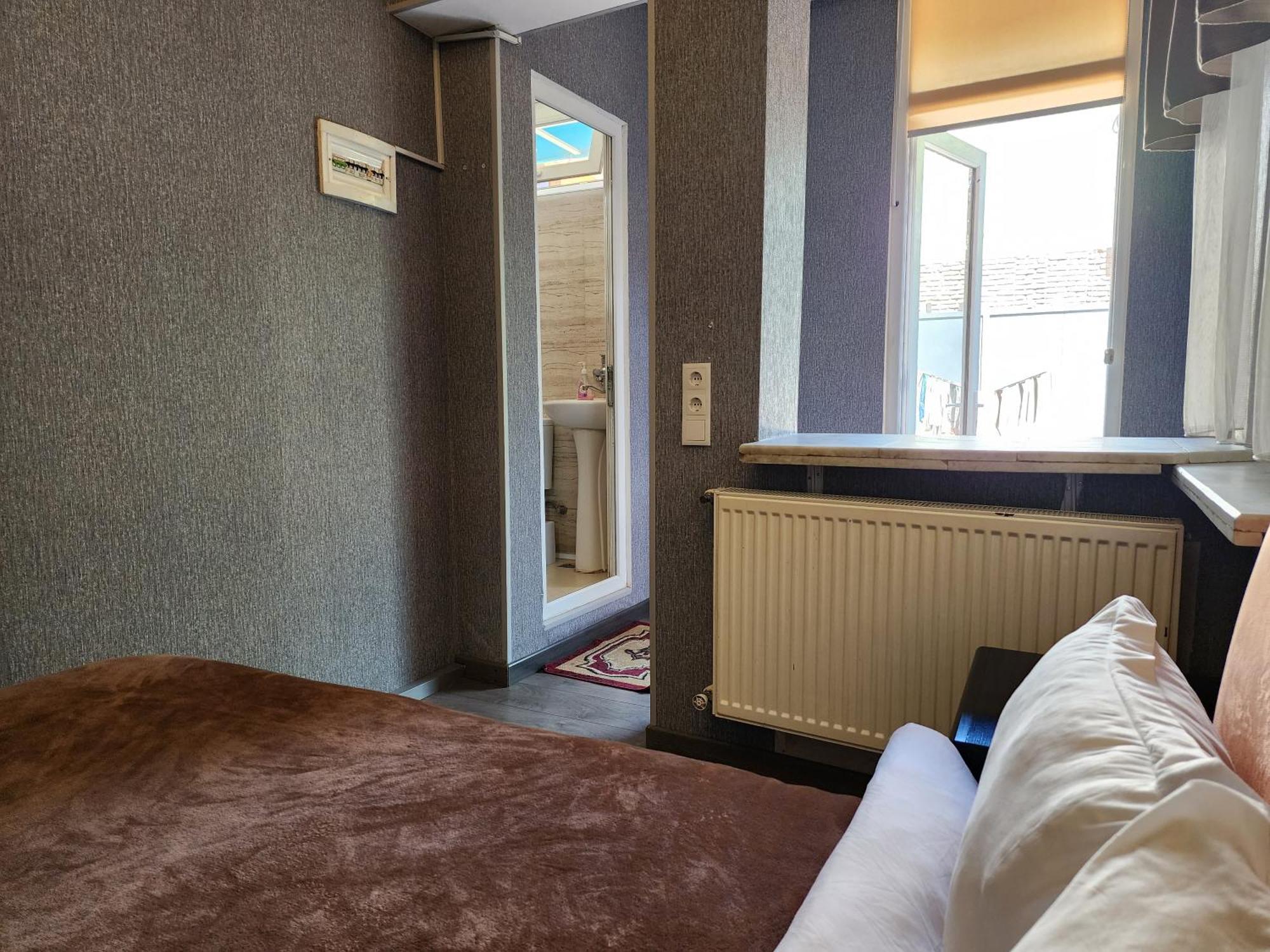 Gallary Hostel Tbilisi ภายนอก รูปภาพ