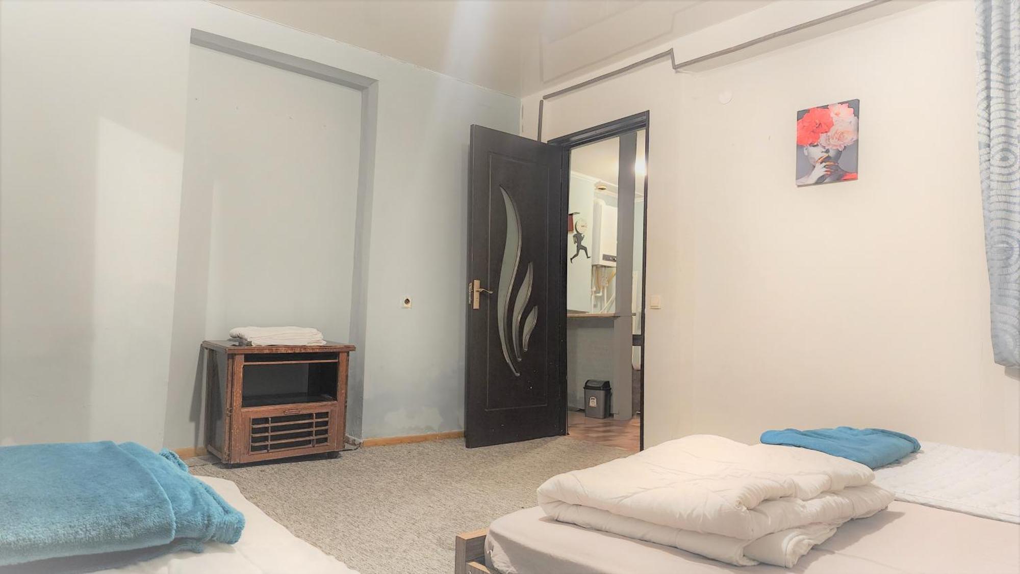 Gallary Hostel Tbilisi ภายนอก รูปภาพ