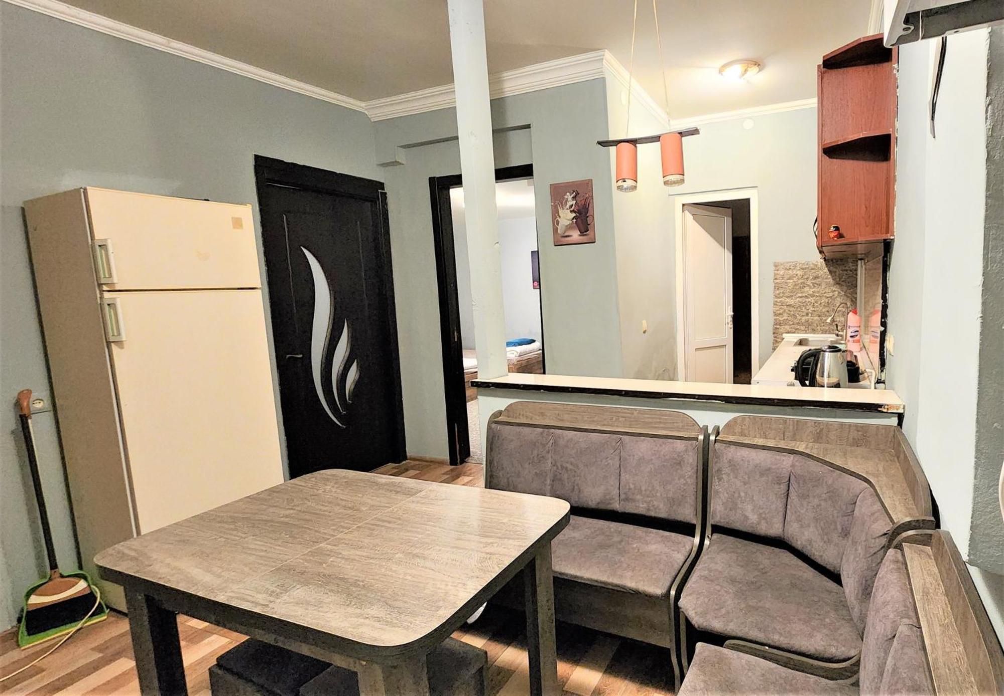 Gallary Hostel Tbilisi ภายนอก รูปภาพ